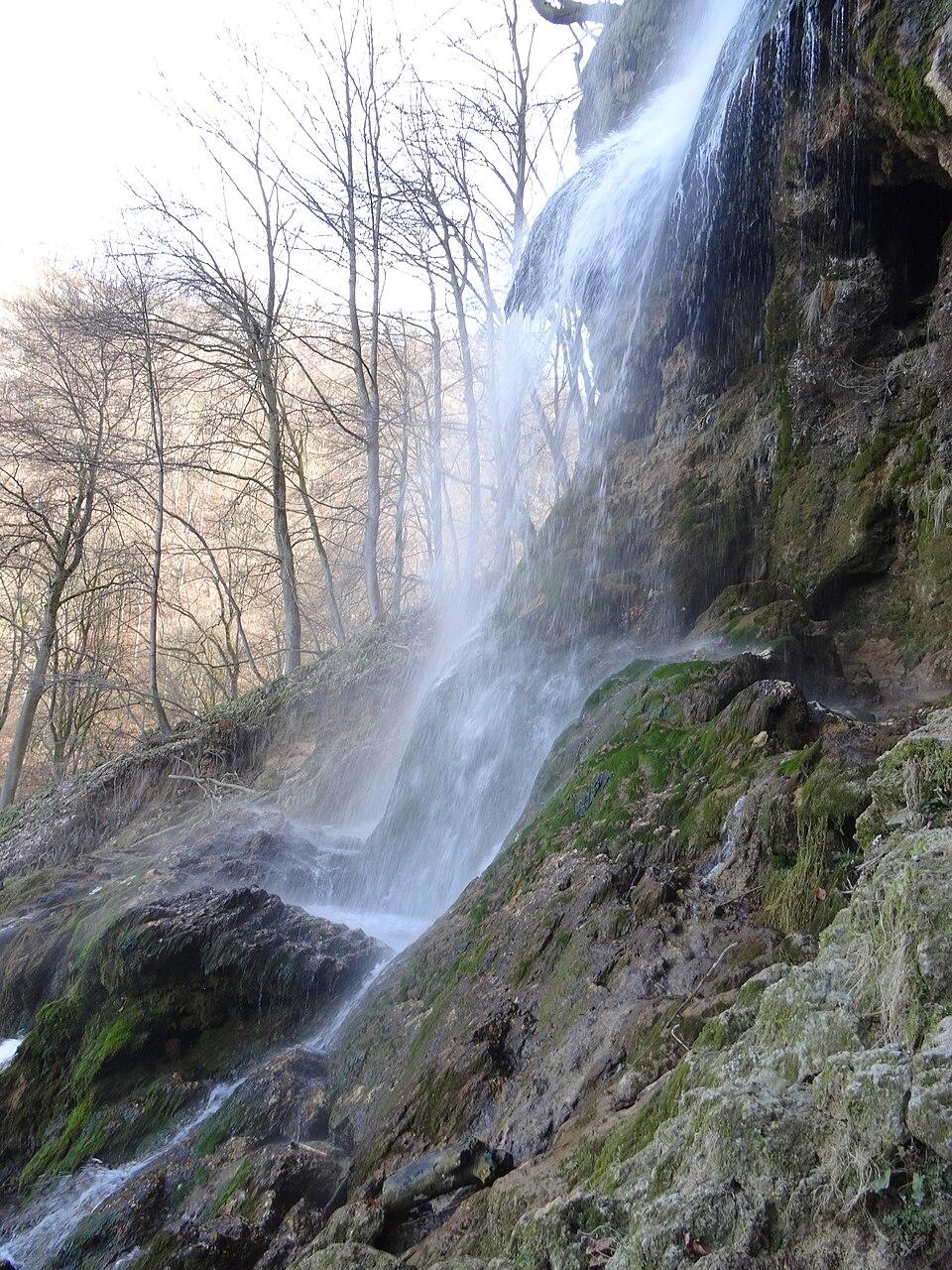 Taxi-Ausflug: Bad Uracher Wasserfall